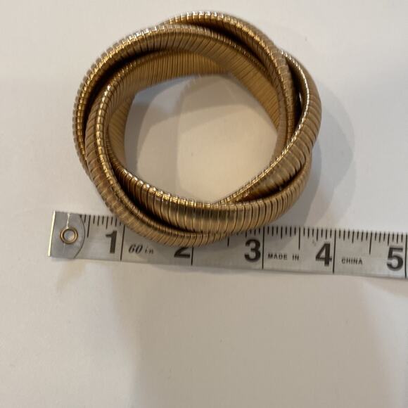 Gold-Tone Herringbone Chain Twisted Bangle Bracelet EUC OS Unbranded Slip On - Picture 4 of 6